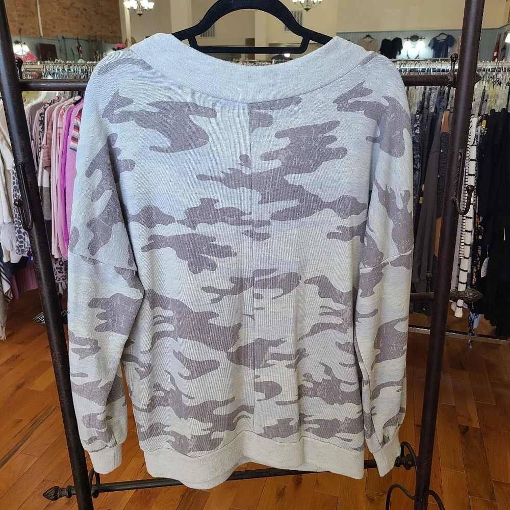 143 Story Camo Long Sleeve Shirt Size Small - Picture 4 of 5